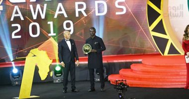 كاف يحتفل بتتويج ساديو مانى أفضل لاعب فى أفريقيا 2019 