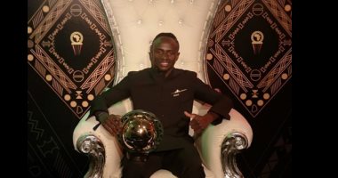 ساديو مانى بعد فوزه بجائزة الأفضل بإفريقيا: أشعر بالفخر