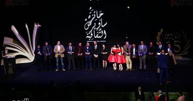 عادل عصمت ورضا البهات يفوزان بجائزة ساويرس الثقافية لكبار الأدباء لعام 2020