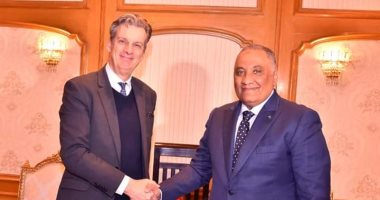 صور.. رئيس الرقابة الإدارية يستقبل سفير المملكة المتحدة لدى مصر 