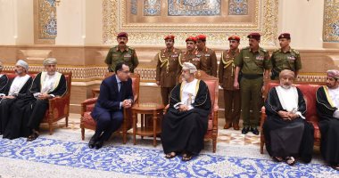 رئيس الوزراء يلتقى السلطان هيثم لتقديم واجب العزاء فى وفاة السلطان قابوس