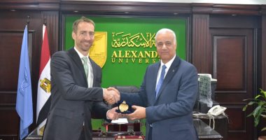 رئيس جامعة الإسكندرية يستقبل مدير المشروعات الدولية بجامعة البرتا الدولية