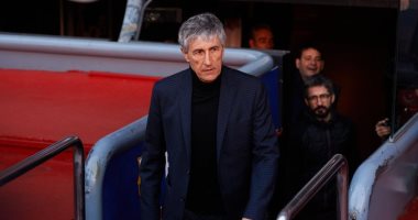 مدرب برشلونة يمنح كوتينيو فرصة جديدة للعودة إلى "كامب نو"