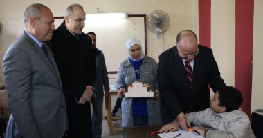 محافظ القاهرة يتفقد سير امتحانات الشهادة الإعدادية ويوجه بتهيئة اللجان للطلاب