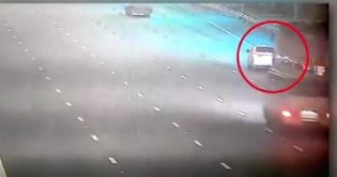 فيديو.. حادث مروع راح ضحيته 6 أفراد فى أبوظبى نتيجة سلوك طائش لسائق