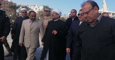فيديو وصور.. وزير الأوقاف يصل مسجد الميناء الكبير لخطبة الجمعة بالغردقة