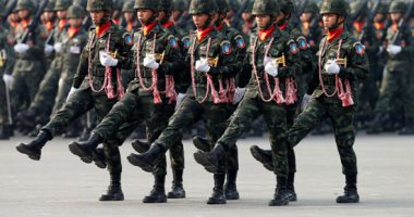 صور.. عرض عسكرى حاشد بمناسبة يوم القوات المسلحة بمشاركة ملك تايلاند