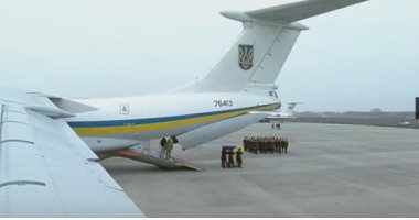 إيران تسلم جثامين ضحايا الطائرة الأوكرانية إلى كييف