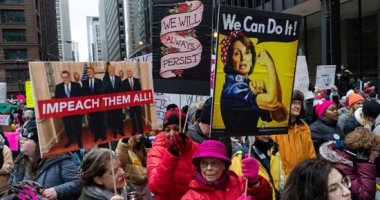 آلاف النساء يتظاهرن فى الولايات المتحدة للتعبير عن أمنياتهن لعام 2020