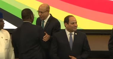 الرئيس السيسى يصل مقر انعقاد القمة البريطانية الأفريقية للاستثمار 2020