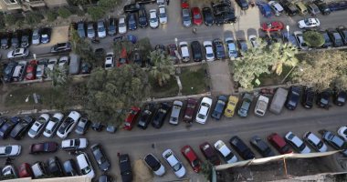 محافظة الجيزة: شارع سليمان أباظة بالدقى تحول لساحة انتظار للسيارات وحلول لتوسعته