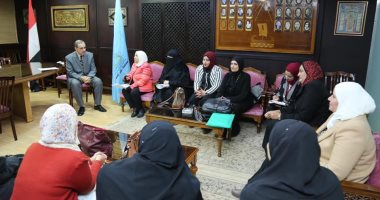 محافظ كفر الشيخ: إنشاء فصول لمحو أمية السيدات العاملات بالجهات الحكومية