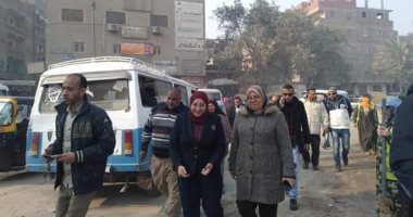 نائب محافظ القاهرة توجه بتطوير شارع الحرير وتطهير المصرف بحلوان