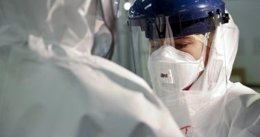 طبيب مكسيكى أول مشتبه مصاب بفيروس كورونا بأمريكا اللاتينية