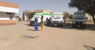 صحة الوادى الجديد توقع الكشف على 650 مريضا بقرى بغداد فى قافلة طبية مجانية