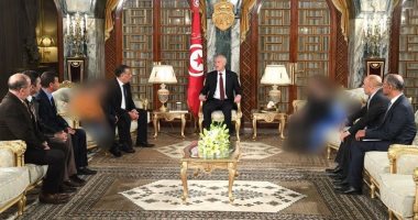 غضب تونسى من الرئيس قيس سعيد بعد استقباله أبناء "الدواعش" فى قصر قرطاج 