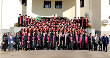 طب جامعة المنصورة تحتفل بتخرج 122 طالبا من ماليزيا ببرنامج  المنصورة مانشستر  - 