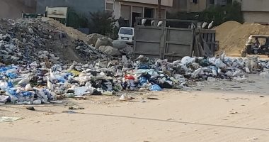 شكوى من انتشار القمامة والتلال الترابية خلف مساكن الشروق بمدينة نصر  