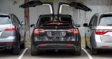 الطراز Y من Tesla يخالف قواعد الأهلية للائتمان الضريبى الجديد للمركبات الكهربائية