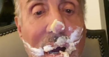 سيلفستر ستالون فى فيديو ساخر: الحلوى على وجهك بدلاً من معدتك