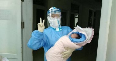 ولادة طفلة سليمة من أم مصابة بفيروس الكورونا في الصين.. التفاصيل