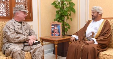 سلطنة عمان والولايات المتحدة تبحثان تعزيز التعاون العسكرى 