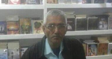 شاعر يطلب من وزيرة الثقافة طبع الأعمال الكاملة للكاتب عبد الجواد خفاجى 