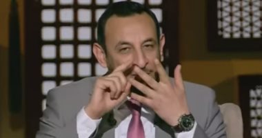 رمضان عبد المعز: من يصبر على الظلم يزيده الله عزة.. فيديو 