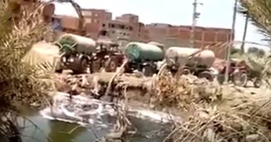 قارئ يشكو من إلقاء الصرف الصحى بترعة قرية ديرب محلة حسن في الغربية