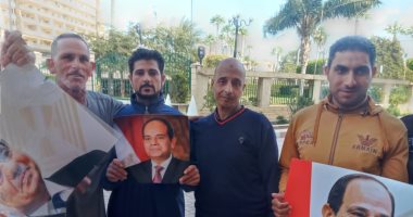 صياد عائد من اليمن: الرئيس أنقذنا ولم نشعر بالأمان إلا بعد توجيهاته ..فيديو