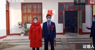 اختصار حفل زفاف طبيب صينى لـ10 دقائق بسبب فيروس كورونا