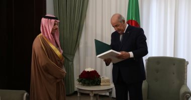 وزير الخارجية السعودى: سلمت دعوة الملك سلمان لرئيس الجزائر لزيارة المملكة