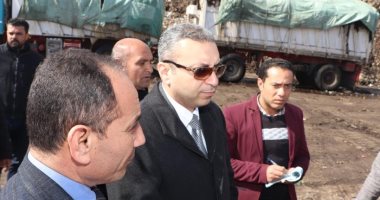 نائب محافظ الغربية ووفد الإنتاج الحربى فى زيارة لمصنعى تدوير القمامة بالمحلة