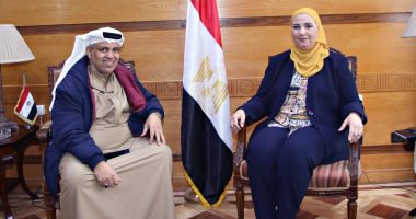 وزيرة التضامن تستقبل مدير الهلال الأحمر الإماراتى لبحث سبل التعاون المشترك