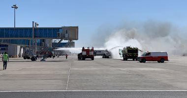 فيديو وصور .. تجربة طوارئ لمواجهة حريق طائرة بمطار الغردقة الدولى