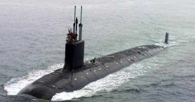 الولايات المتحدة تقيل قادة الغواصة النووية التى اصطدمت بجبل بحرى