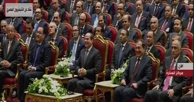 الرئيس السيسى يشاهد فيلما تسجيليا عن جهود الدولة المصرية فى ملف الطاقة