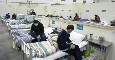 رعاية مكثفة بمستشفى ووهان المتخصصة لمصابى فيروس كورونا فى الصين
