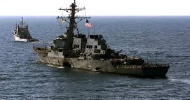 الدفاع الروسية تمنع المدمرة الأمريكية "جون ماكين" من تجاوز الحدود البحرية