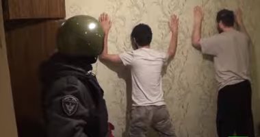 الأمن الروسى يعتقل عنصرا حول 400 ألف دولار لصالح تنظيم " داعش ".. فيديو