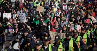 مسيرات احتجاجية فى المكسيك احتجاجا على العنف ضد المرأة