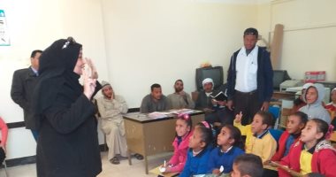 صور.. تنفيذ برنامج تحسين مستوى تلاميذ مدارس قرى الوادى الجديد