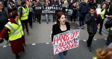 مسيرة حاشدة وسط لندن ترفض تسليم جوليان أسانج مؤسس موقع ويكيليكس لامريكا