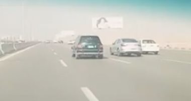 انتظام المرور بمحور المشير المتجه من القاهرة الجديدة لمدينة نصر.. فيديو