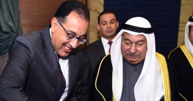 صور.. رئيس الوزراء يشارك فى احتفال سفارة الكويت بالذكرى 59 للعيد الوطنى