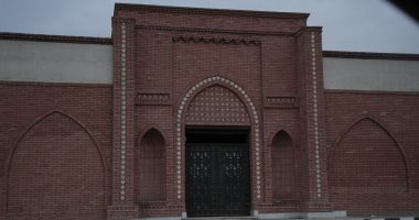الإسكان: طرح 3401 قطعة أرض مقابر للمسلمين والمسيحيين بمدينة القاهرة الجديدة