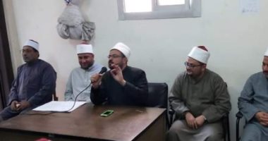 أوقاف الإسكندرية تناقش خطة شهر رمضان وضوابط المساجد