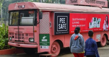 خدمة 5 نجوم.. الهند تحول الحافلات القديمة إلى مراحيض عامة للنساء.. صور