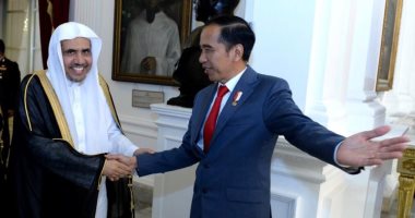 الرئيس الإندونيسي يستقبل أمين عام رابطة العالم الاسلامى ويشيد بالجهود الدولية للرابطة (صور)