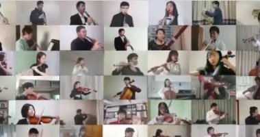 50 صينيًا ينشئون فريقا موسيقيا لعزف الأغانى لمصابى كورونا فى ووهان.. فيديو